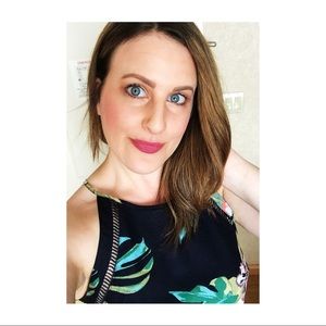 Meet your Posher, Vanessa